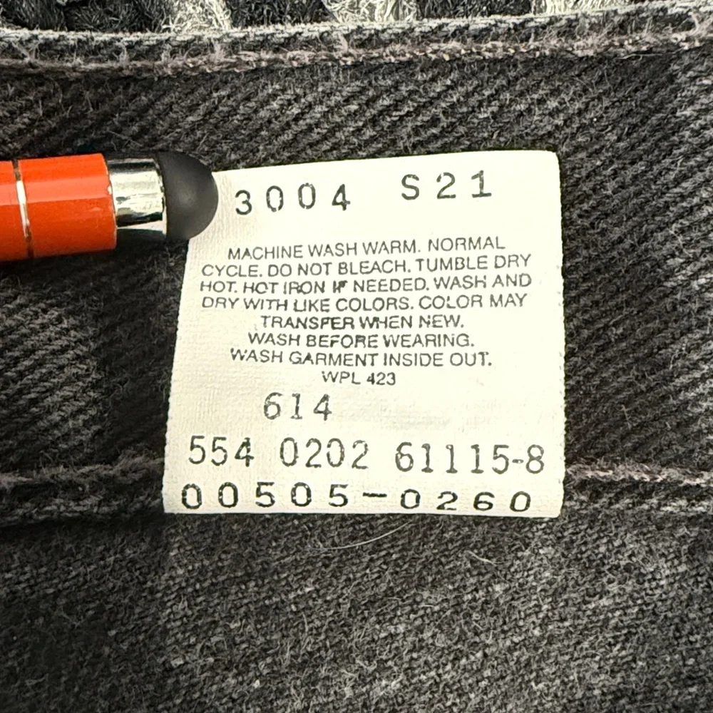 Vintage Levi’s 505 Jeans Men’s 34 USA Regular Fit Straight Leg Classic Retro